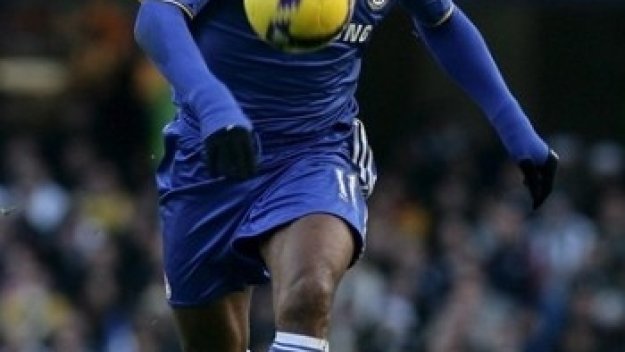 Дрогба виси за мача с Юнайтед