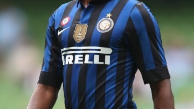 Потвърдено: Ето'о официално в Анжи най-късно до вторник