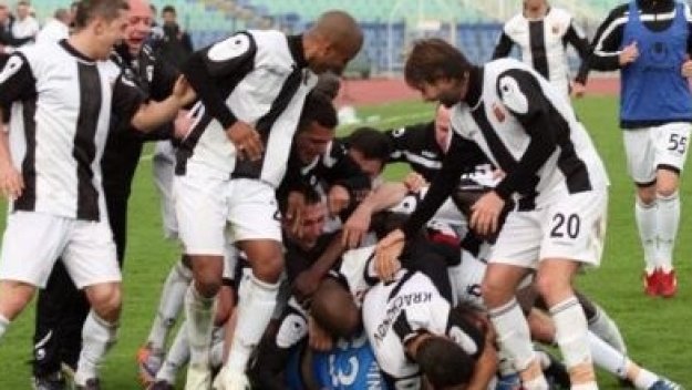 Сърбин окупира властта в Локо (Пд)