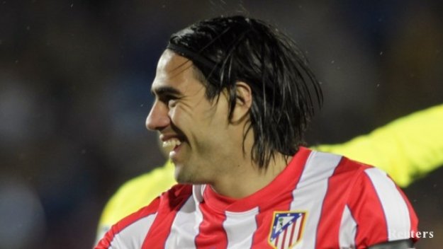 Нов невероятен шедьовър на Фалкао + ВИДЕО