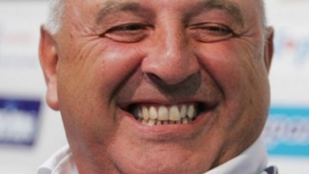 Бат' Венци: Феновете на Славия искат тояга