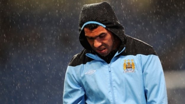 Отсвириха Карлос Тевес и от националния отбор