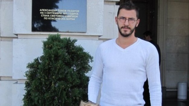 Даниел Пеев: Ахмед Ахмед е некадърник