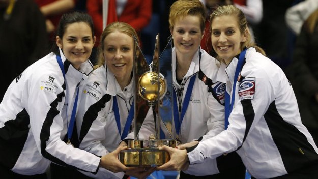 Швейцария изненадващо стана световен шампион по кърлинг за жени