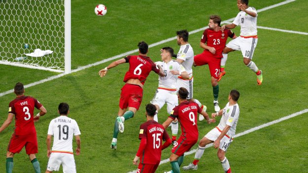 Мексико шокира Португалия в края за 2:2