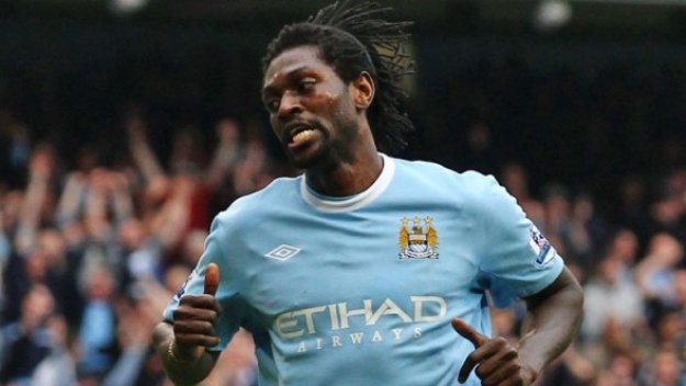 Адебайор и Гивън остават в Сити