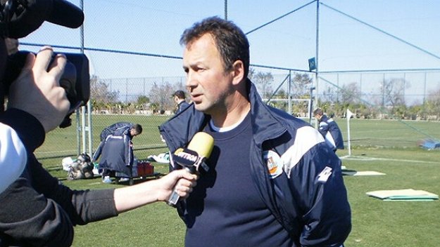 Червенков се кани на лидерите в Украйна