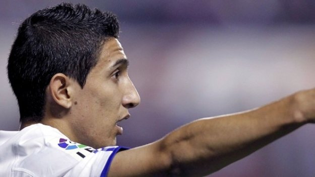 Ди Мария не спира на „стоп”, блъска се