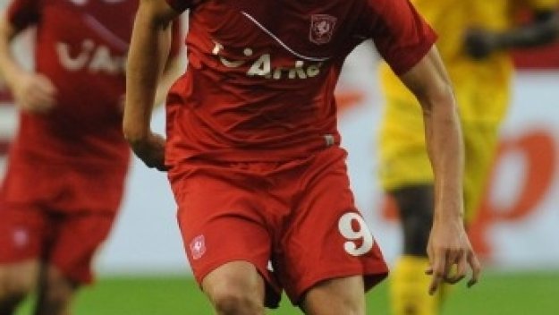 Твенте и Бенфика не излъчиха победител в първия плейоф