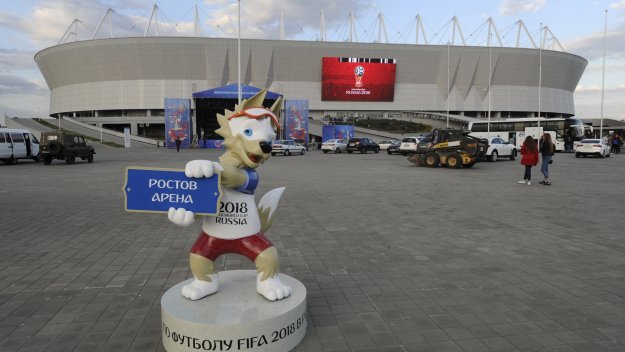 Фенове поръчаха 750 хиляди паспорта за световното