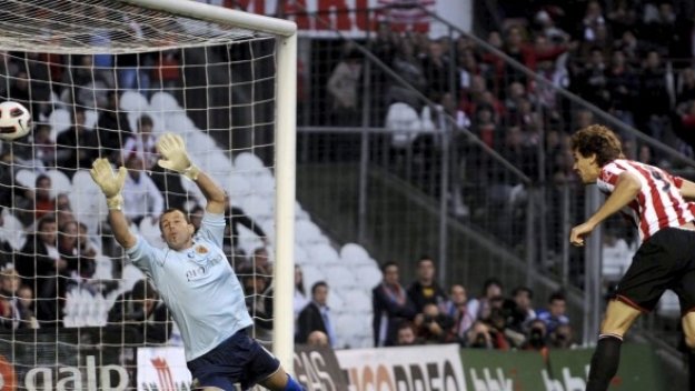 Йоренте не спира да вкарва