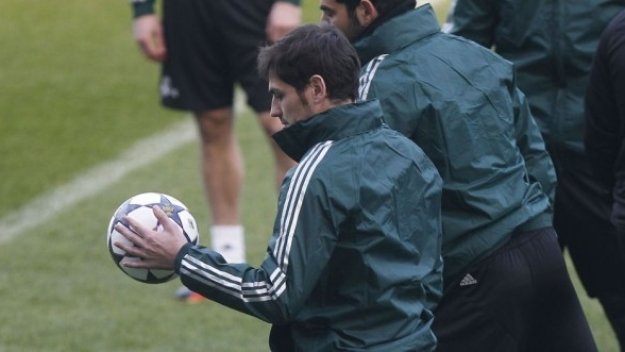 Касияс се връща в края на месеца