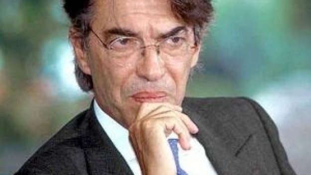 Интер дава Адриано и Самуел за Меси