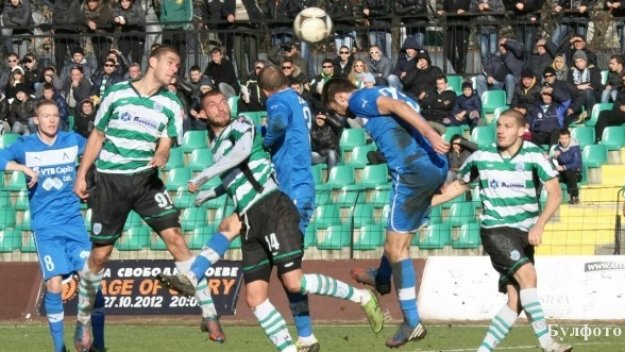 Глоби в Черно море, Гонзо защитава играчите