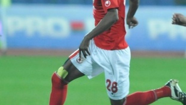 Халф на ЦСКА пети в Европа по голове