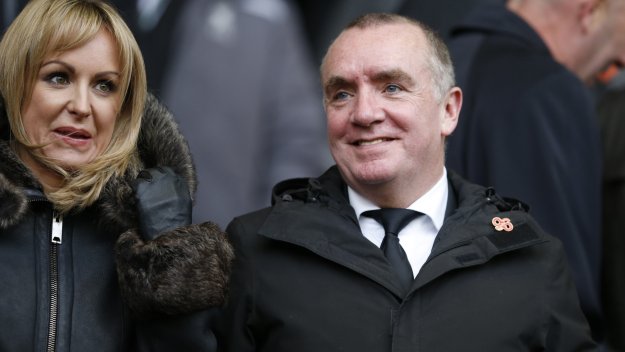 Силният човек в Ливърпул се оттегля