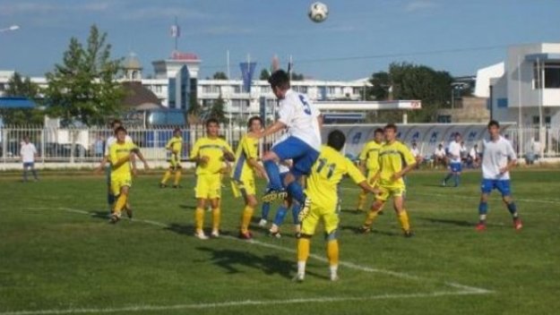 Предлагат на &quot;Канал 3&quot; &quot;Б&quot; групите