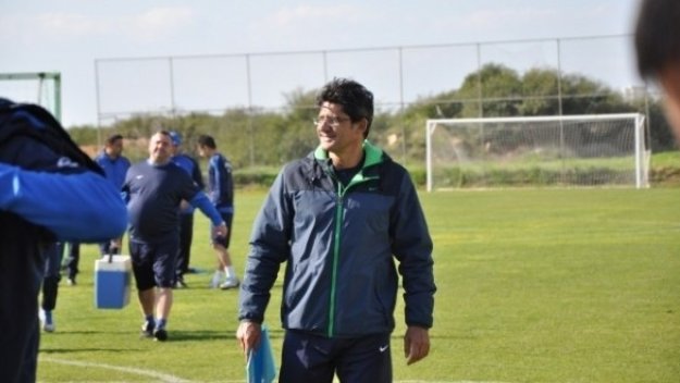 Бразилецът Галярдо остава в Левски. &quot;Сините&quot; чакат и перлата Зезиньо