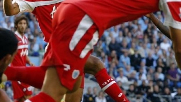 Марк Хюз иска повече разбиране