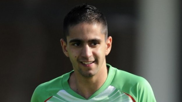 Деймиън Комоли договаря звездата на Сошо за Ливърпул