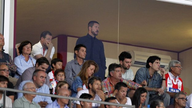 Чоло записа победа №100 начело на Дюшекчиите