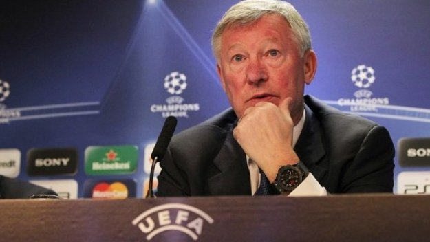 Сър Алекс похвали смелия Руни