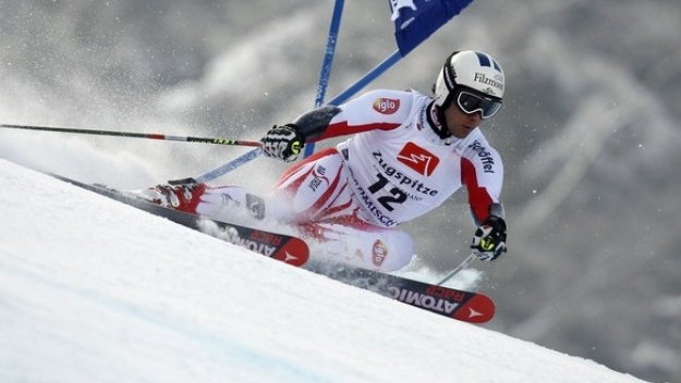 Филип Шоехофер води след първия манш ва гигантския слалом