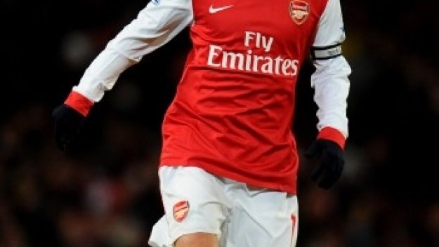 Томаш Росицки: Оставам в Арсенал, искам да постигна нещо с клуба