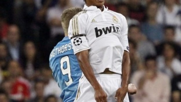 Рафаел Варан – 270 минути без фаул