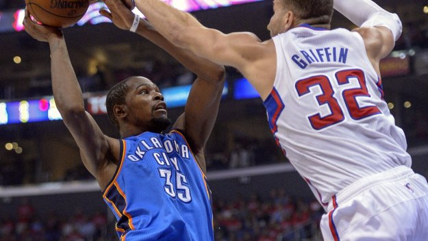 Гръм удари Лос Анджелис Клипърс