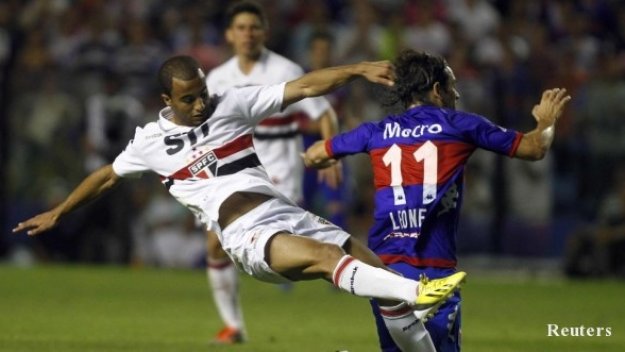 Бой и пистолети прекратиха финала на Копа Судамерикана + ВИДЕО