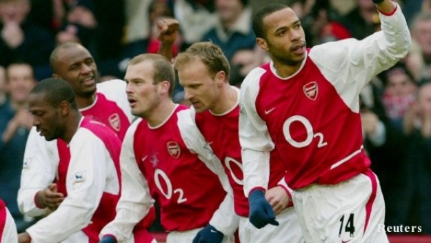 &quot;Непобедимите&quot; на Венгер са Отбор №1 в историята на Висшата лига