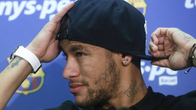 Съдът накриви шапката на Неймар...