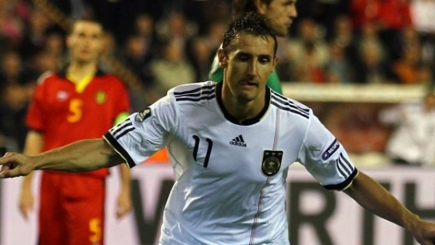 Германия с пестелив старт