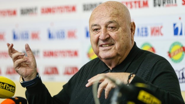 Венци Стефанов определи целта пред Славия