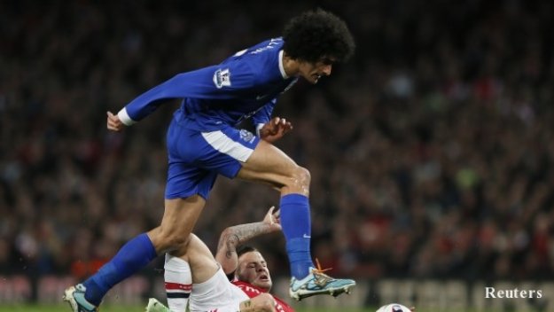 Бейнс и Фелаини може да последват Мойс на &quot;Олд Трафорд&quot;