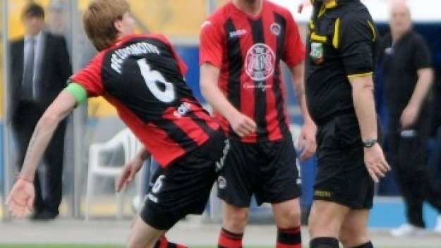 Бранеков се извини на &quot;куците коне&quot; от Левски