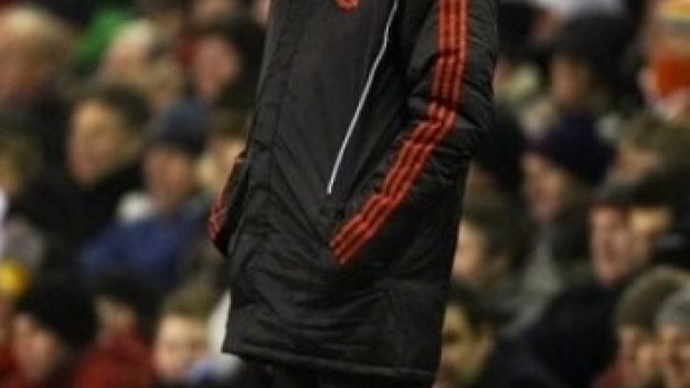 Рой Ходжсън: Ливърпул не се интересува от Роналдиньо, Суарес и Йънг