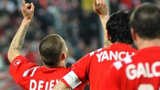 Дъждът изгони ЦСКА от &quot;Армията&quot;