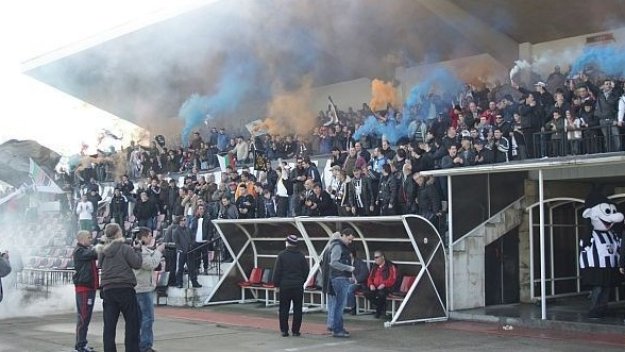 Локо (Пд) с фен клуб в САЩ