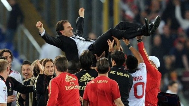 Алегри гони Капело, Трап и Моуриньо