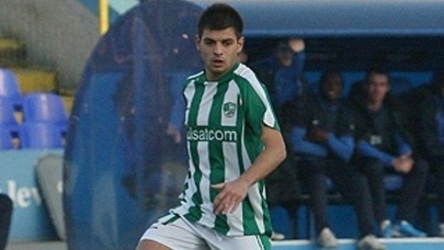 Тодор Христов ще носи екипа на Левски от новия сезон