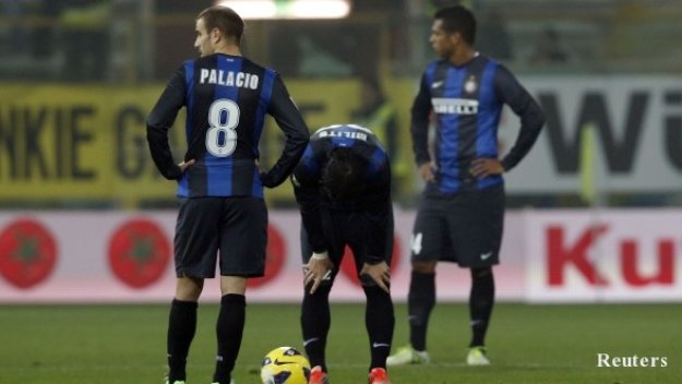 Безидеен Интер направи хикс с Дженоа и остана на 9 точки от върха