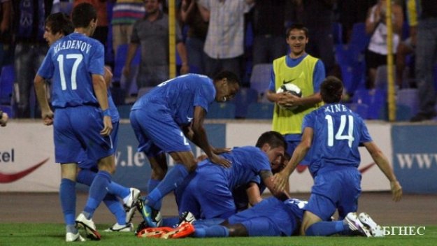 Левски в пълно бойно снаряжение срещу Спортинг