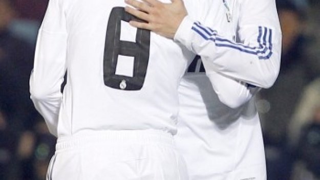 Моуриньо търси варианти за атаката