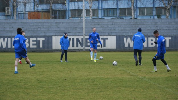 Дунав се раздели с още двама, дава шанс на юноши 