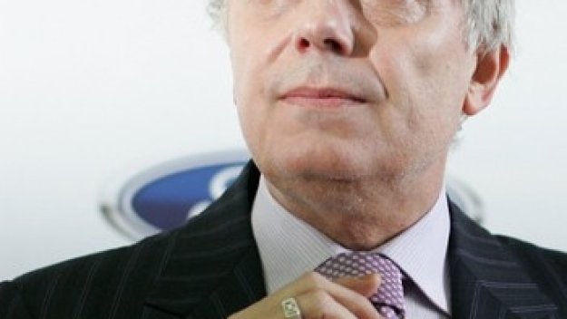 &quot;Титан&quot; прие условиятa на Михов, той става президент на ЦСКА