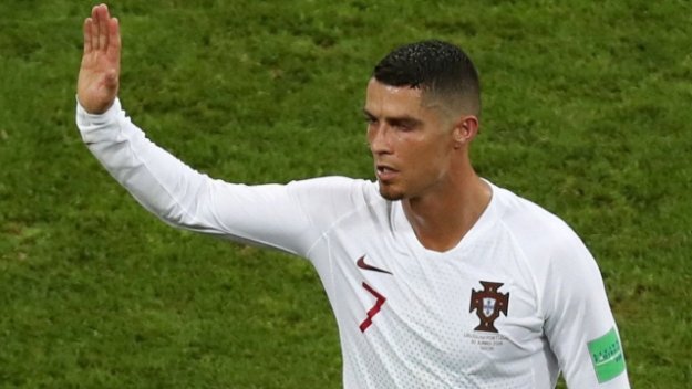 Роналдо се разчувства: Благодаря, Португалия!