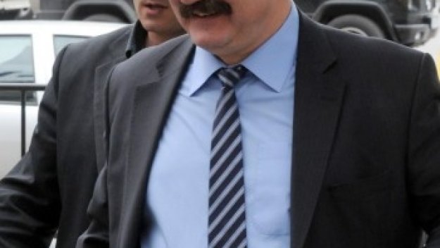 Батков през смях: Не продавам Левски