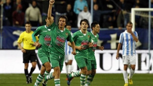 Малага едва не се издъни за купата